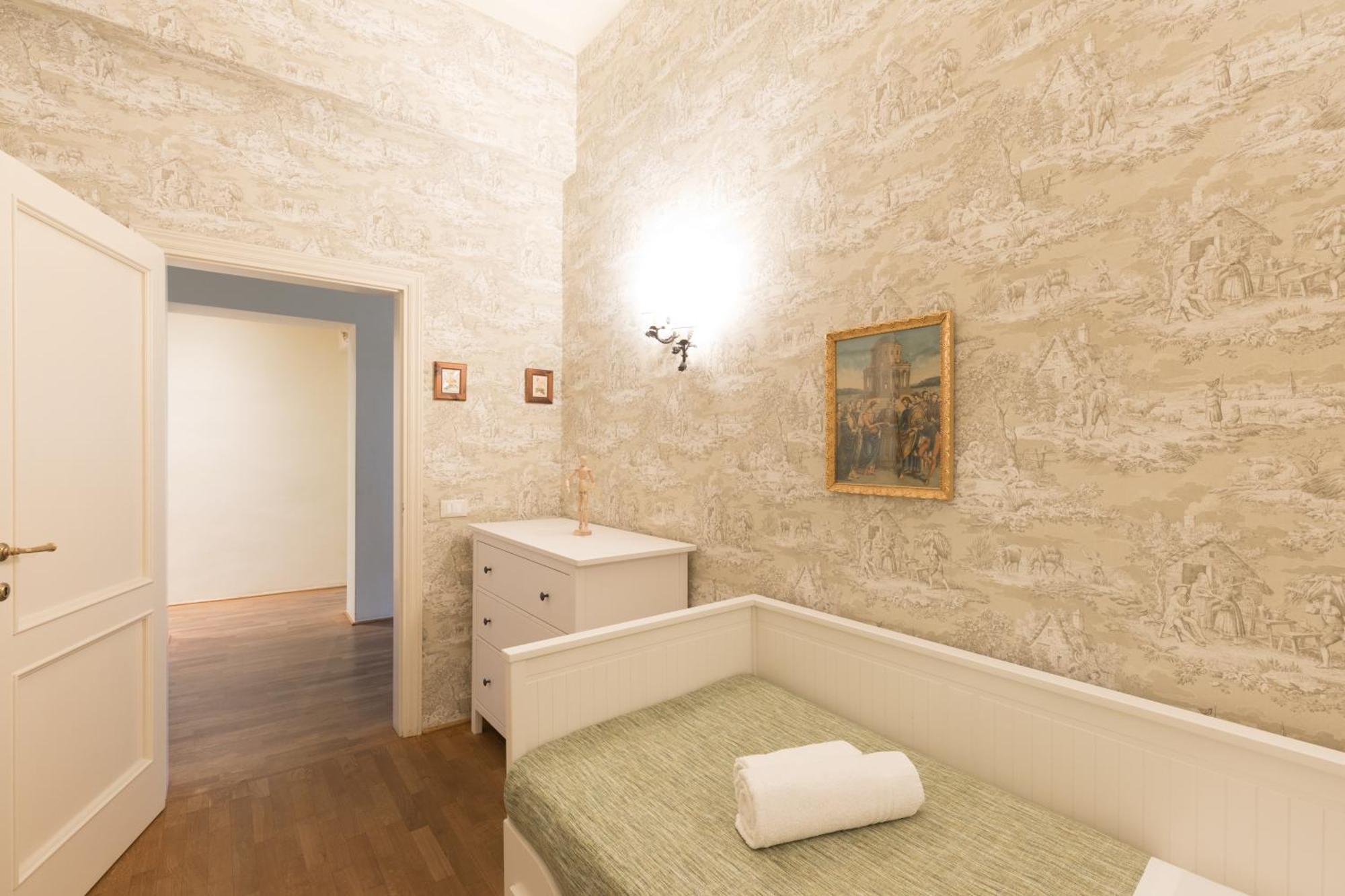 A Touch Of History, In Santa Reparata Firenze Bagian luar foto